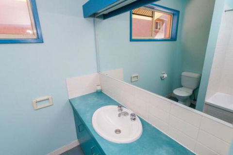 At Cylinder Unit 2 - Hotel VIC 6