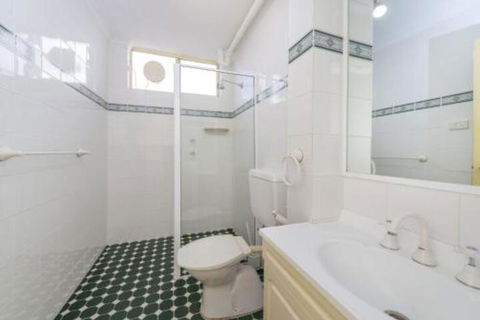 Alcheringa Unit 1 / 32 Sandy Point Road - Hotel VIC 1
