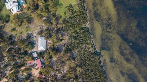 Acacia Lakehouse The Lake At Your Doorstep - Hotel VIC 5