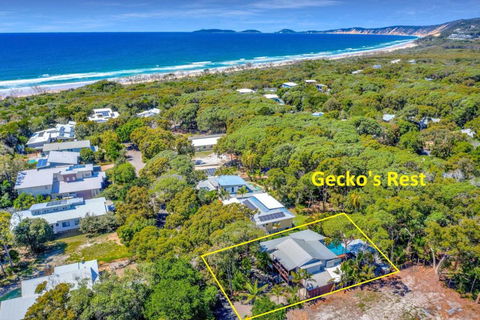 Geckos Rest Rainbow Shores Executive Beach House Pet Friendly Pool Wi Fi - Hotel VIC 2