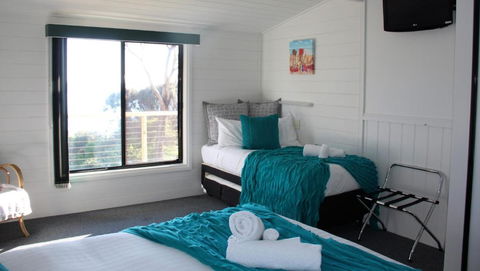 KINGFISHER COTTAGE Beachfront At The Binalong Bay - Hotel VIC 3
