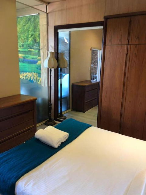 Retro 1bedroom StudioClose To Airport & CBD - Hotel VIC 3