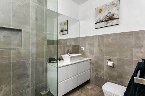 BENGALEE EXECUTIVE TOWNHOUSE MODERN & STYLISH - Hotel VIC 1