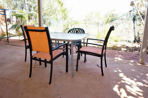 Ningaloo Breeze Villa 3 3 Bedroom Fully Self Contained Holiday Accommodation - Hotel VIC 7