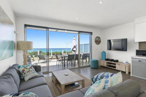 WATERFRONT SEVEN In The Heart Of Lorne - Hotel VIC 2