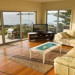 Joness Beach House Perfect Location With Views! - Hotel VIC 0