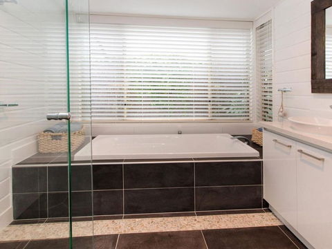 MOONAH SANDS RYE..... - Hotel VIC 5