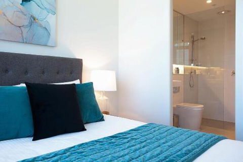 CITY HIGH Hosted By: LAbode Accommodation - Hotel VIC 2