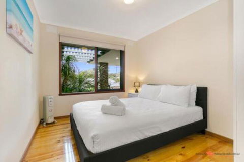 Family Getaway Walk To Bay Beach - Hotel VIC 6