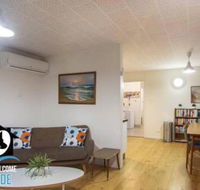 Retro Groovy Pad Pt Elliot - Hotel VIC