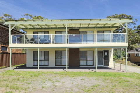 Government Rd 38 Shoal Bay - Hotel VIC 1