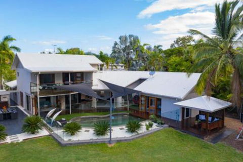 Absolute Lakefront Port Douglas - Hotel VIC 5
