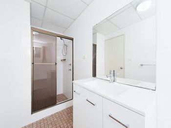 Nelson Hub Unit 4 / 59 Donald Street - Hotel VIC 6