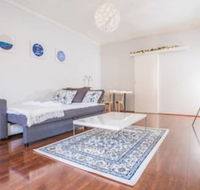 Vibrant And Colorful Apartment In Dollspoint - Hotel VIC