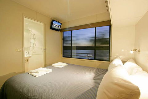 All Seasons Houseboats - Hotel VIC 6