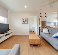 Peaceful 3 Bedroom Apartment in Ascot - Hotel VIC