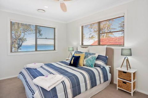 Adrift Retreat St. Georges Basin Waterfront Home - Hotel VIC 3