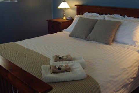 Port Lincoln Holiday Houses - Hotel VIC 2