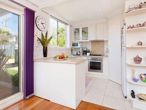 METRES TO THE BEACH MORNINGTON - Hotel VIC 2