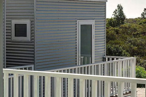 The Lookout - Hotel VIC 3