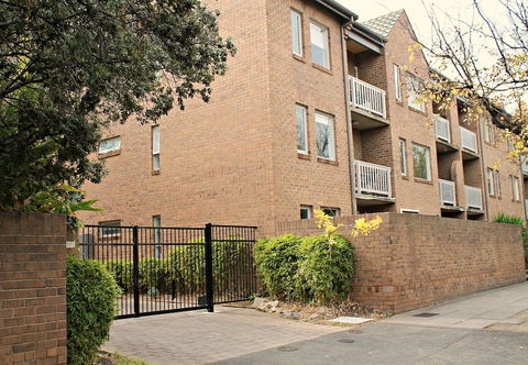 Adelaide Dresscircle Apartments - Archer Street - Hotel VIC 3