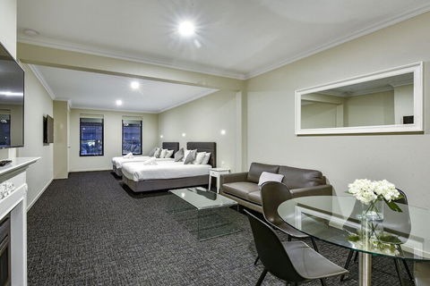 Aloha Central Premium Studios - Hotel VIC 2