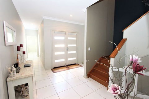 Riverview 2 - Hotel VIC 2