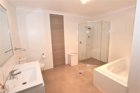 Riverview 2 - Hotel VIC 3