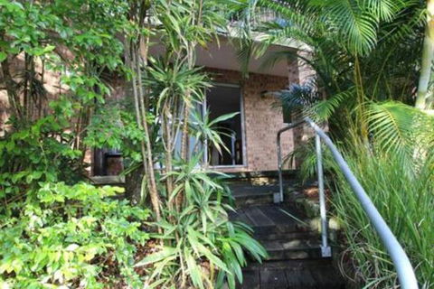 ANCHORAGE 1 - Hotel VIC 0