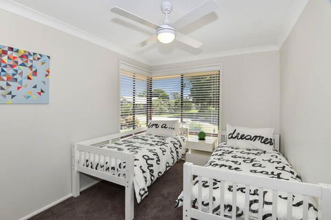 The Noraville House Large Family Home - Hotel VIC 5