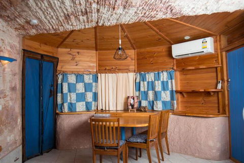 Alis Underground - Hotel VIC 4