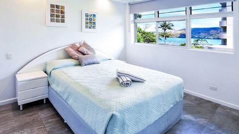 Poinciana 101 3 Bedroom Renovated Spacious 3 Bedroom Central Location With Golf Buggy - Hotel VIC 5