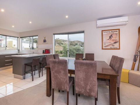Grevillea 1 / 12 Poly Cow Lane - Hotel VIC 4