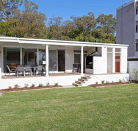 3 Lillian Street fantastic house so close to the water - Hotel VIC