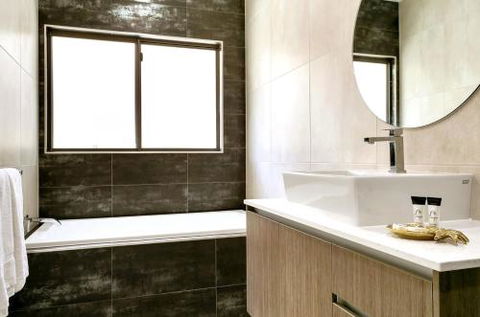 PARKVIEW At PALM COVE - Hotel VIC 5