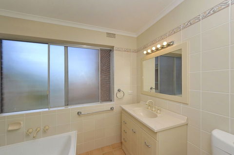 Adriana 6 / 83 85 Ronald Avenue - Hotel VIC 1