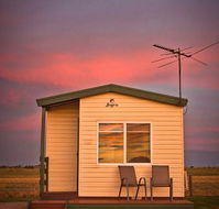 Lang Lang Caravan Park - Hotel VIC