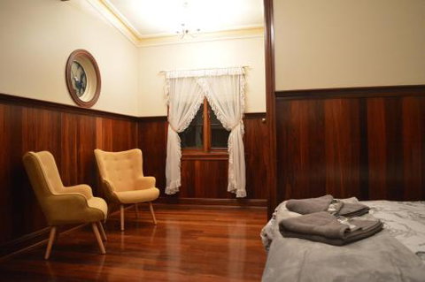 Gargoyle Lodge - Hotel VIC 3