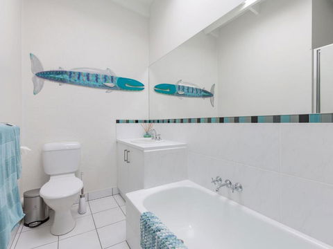 Absolute Beachfront - Hotel VIC 4