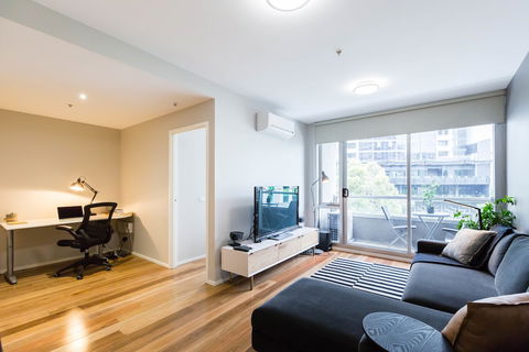 SANDRA, 1BDR Carlton Apartment - Hotel VIC 2