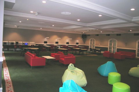 RMIT Village House - Hotel VIC 1