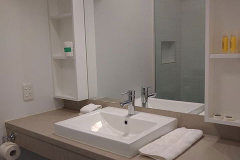 RMIT Village House - Hotel VIC 4