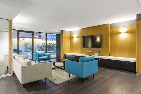 LAURENT Views Of MCG & Yarra River + Fed Square - Hotel VIC 6