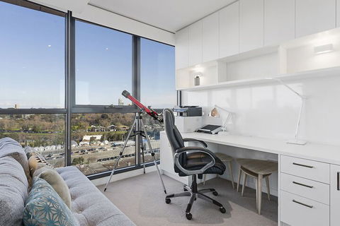 LAURENT Views Of MCG & Yarra River + Fed Square - Hotel VIC 3