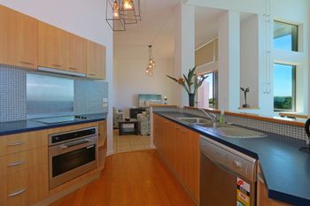Pacific Royale Penthouse 311 - Hotel VIC 6