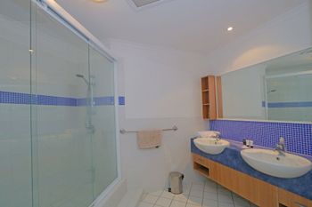 Pacific Royale Penthouse 311 - Hotel VIC 2
