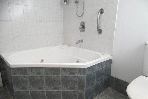 MAS Country Colonial Motor Inn - Hotel VIC 6