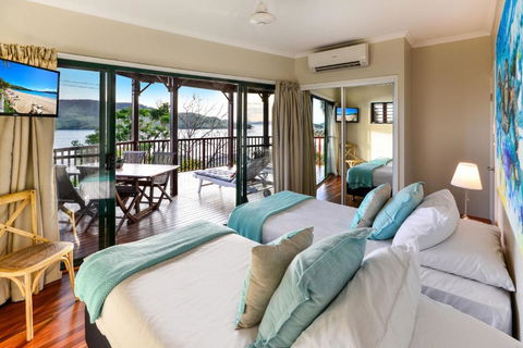 NEWLY BEAUTFULLY RENOVATED 16 The Casuarina 3 Bedroom House With 180 Degree Ocean Views - Hotel VIC 3