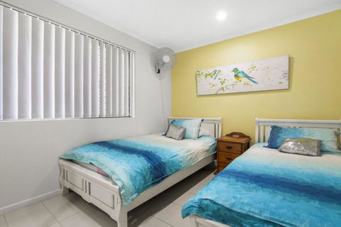 Golden Shores Unit 1 21 Landsborough Parade - Hotel VIC 2