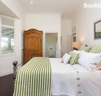 Sunrise at Sanquar Noosa Hinterland - Hotel VIC